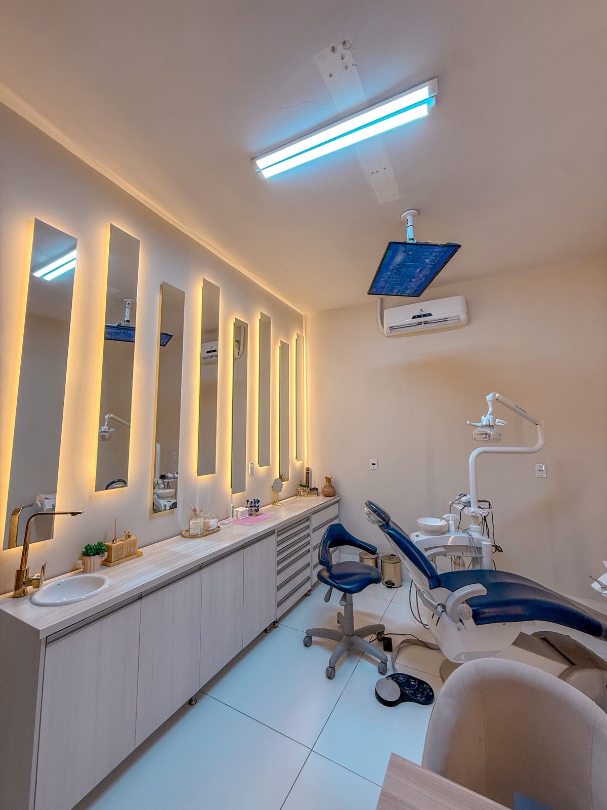 Consultório odontológico equipado da clínica em Goiânia